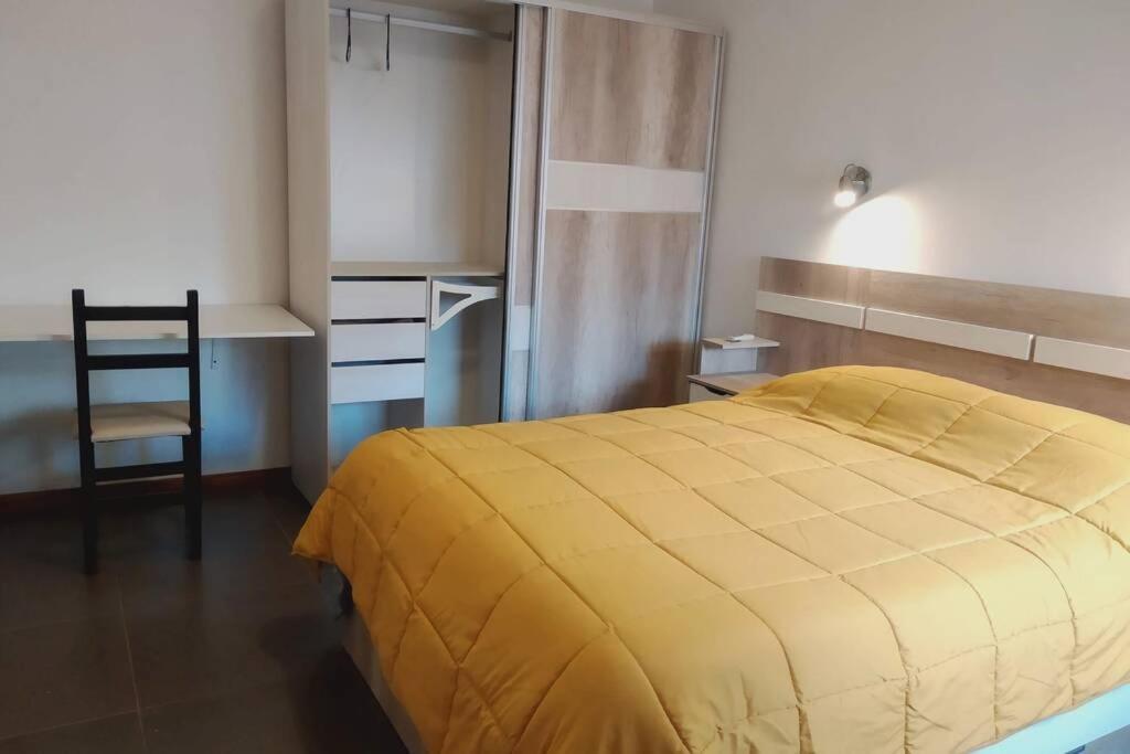 Departamento De Un En Centro Rosarino